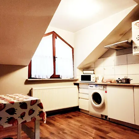 Wiekowa Sosna بيت ضيافة Zalesie Gorne