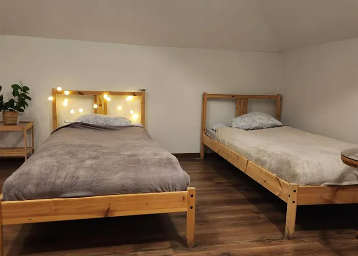 Pensjonat Wiekowa Sosna Zalesie Gorne