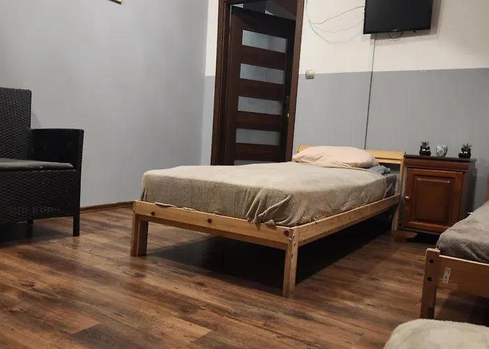 Pensjonat Wiekowa Sosna *