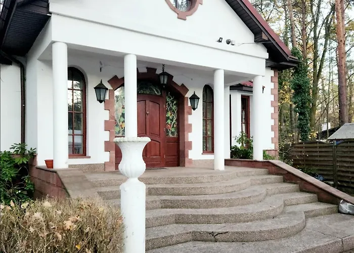 Wiekowa Sosna Pensjonat